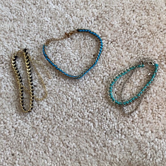 Bundle of 3 bracelets - Picture 2 of 2